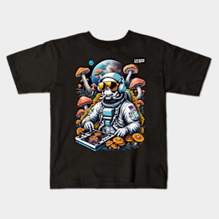 Psychedelic Dj Astronaut - Catsondrugs.com - astronaut, space, stars, galaxy, nasa, cool, planets, funny, universe, astros, astronomy, trippy, surreal, asteroidday, planet Scale Kids T-Shirt